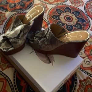 Jessica Simpson wedges